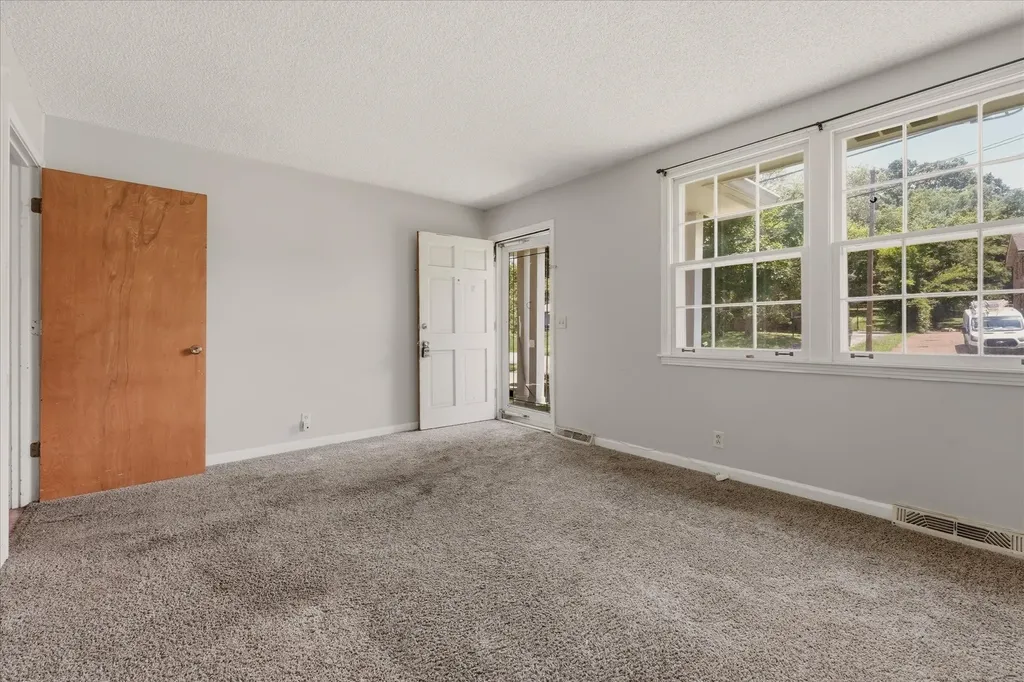 413 Clearwater Drive Nashville TN 37217