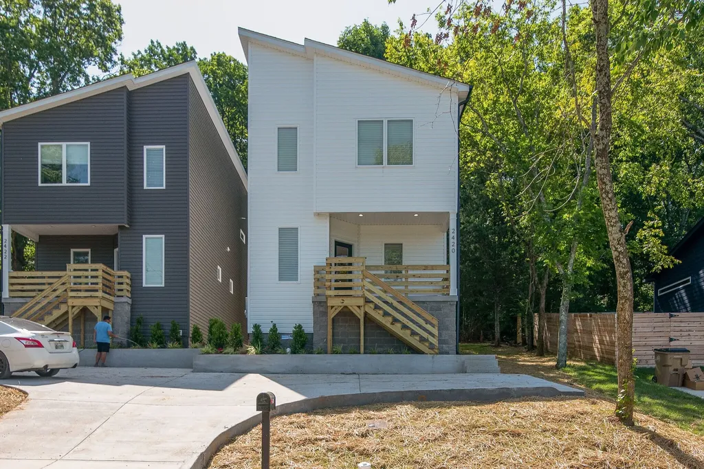 2420 Stivers Street Nashville TN 37218