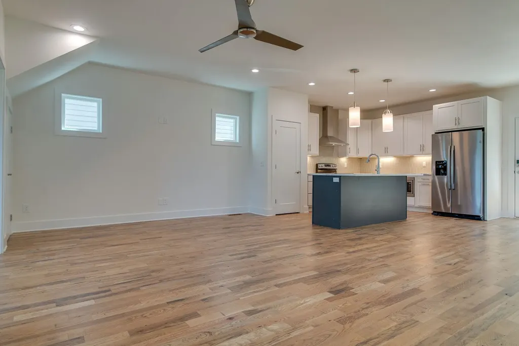 2420 Stivers Street Nashville TN 37218
