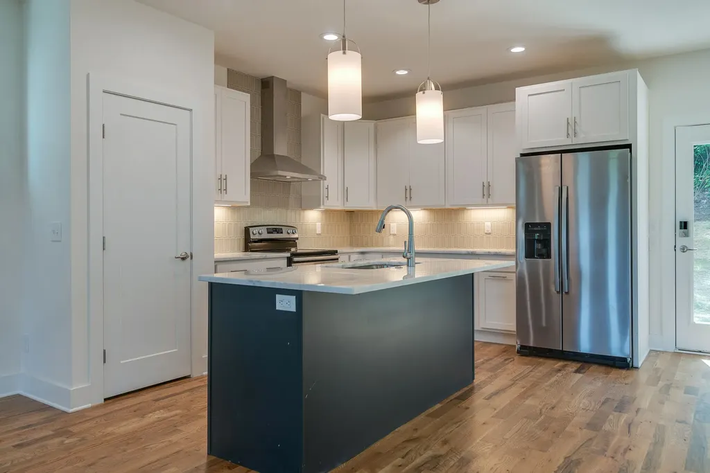 2420 Stivers Street Nashville TN 37218