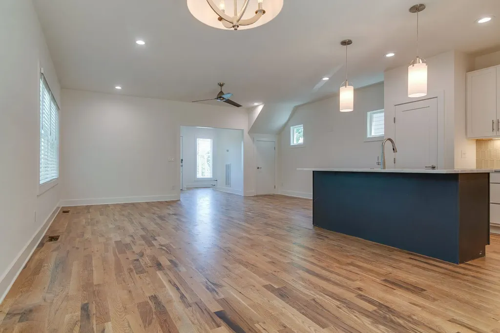 2420 Stivers Street Nashville TN 37218