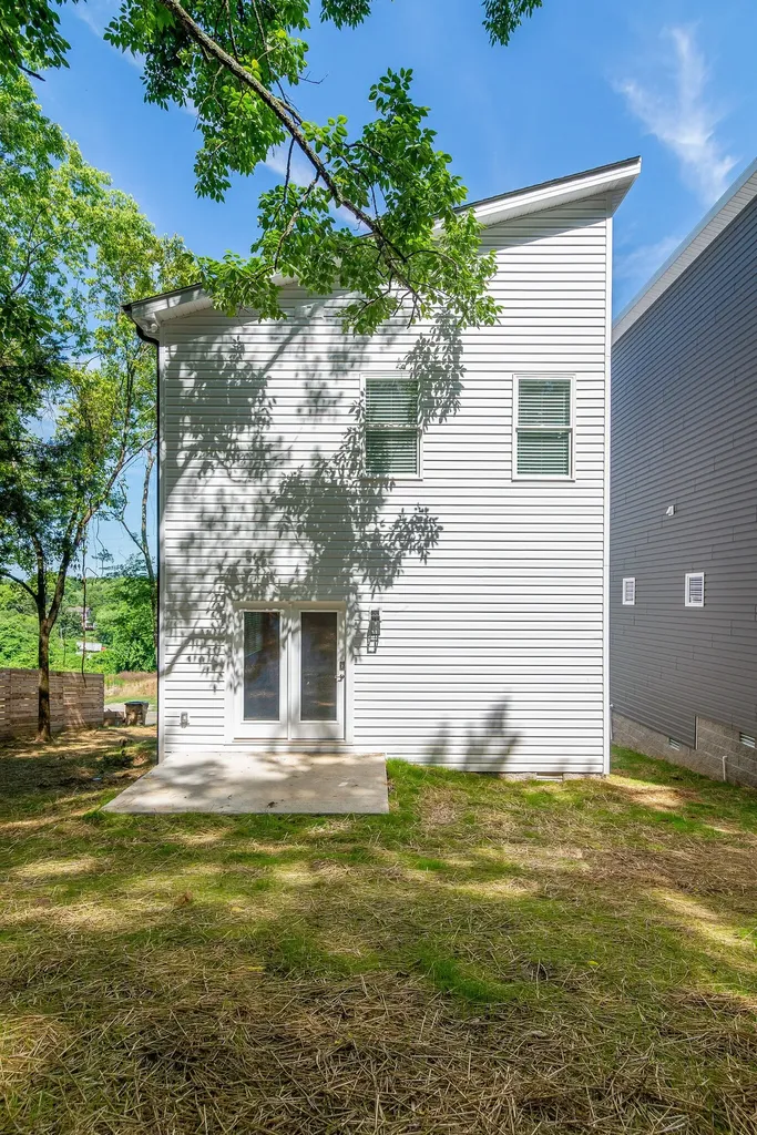 2420 Stivers Street Nashville TN 37218