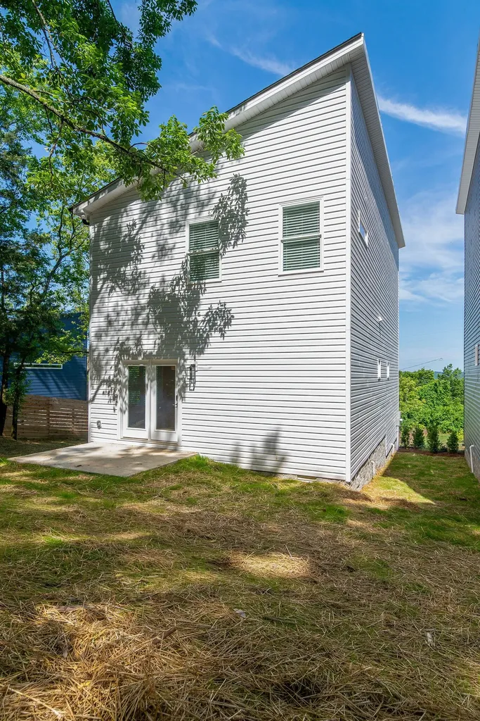 2420 Stivers Street Nashville TN 37218