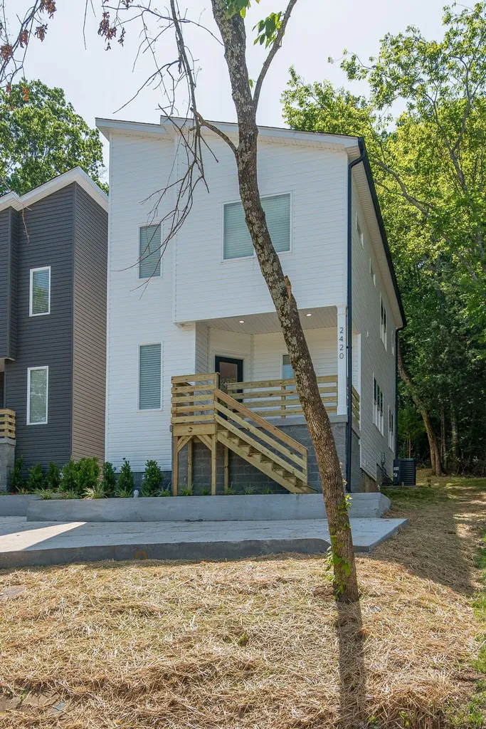 2420 Stivers Street Nashville TN 37218