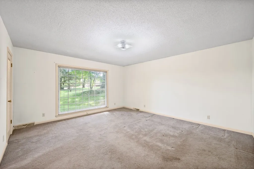 409 Idlewood Drive Clarksville TN 37043