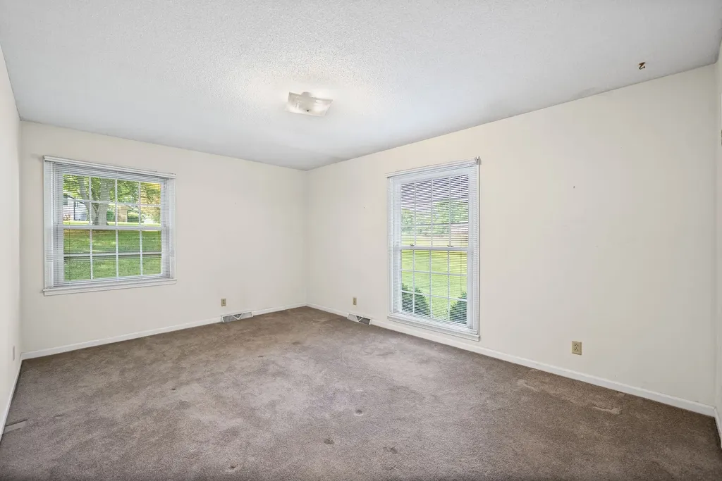 409 Idlewood Drive Clarksville TN 37043