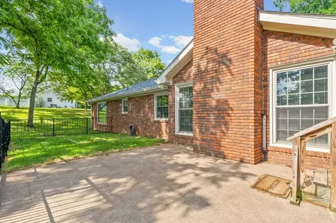409 Idlewood Drive Clarksville TN 37043