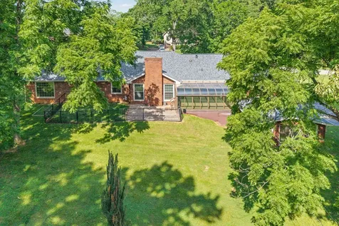 409 Idlewood Drive Clarksville TN 37043