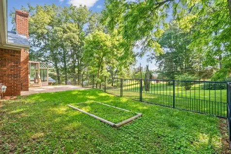 409 Idlewood Drive Clarksville TN 37043