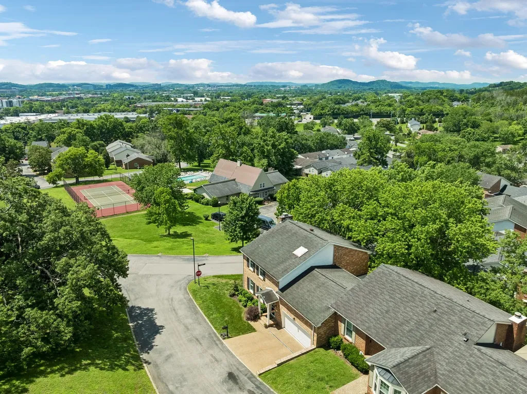 1621 Old Fowlkes Drive Brentwood TN 37027