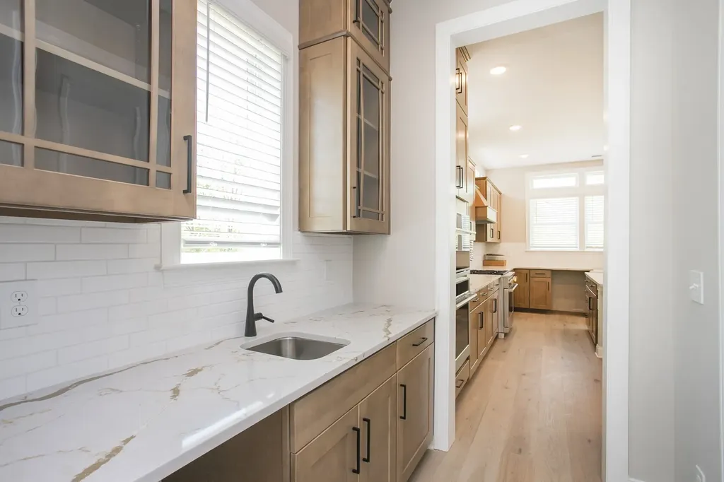 1932 Harmony Drive Spring Hill TN 37174