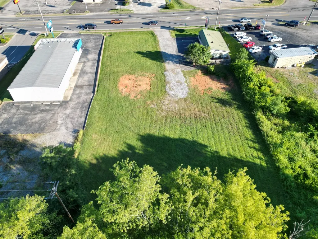 2163 Wilma Rudolph Boulevard Clarksville TN 37040