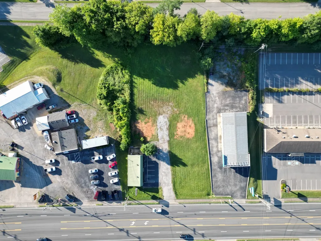 2163 Wilma Rudolph Boulevard Clarksville TN 37040