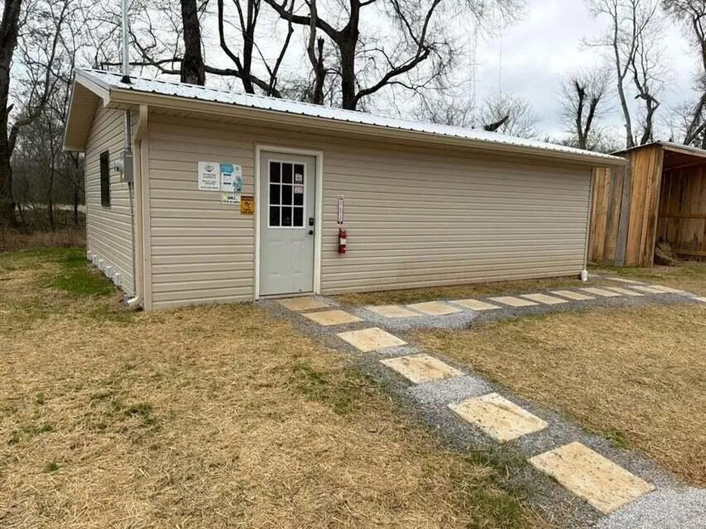 8415 River Road Decatur TN 37322