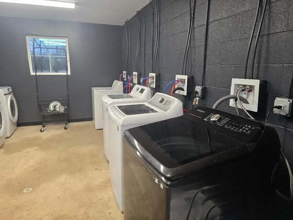 8415 River Road Decatur TN 37322