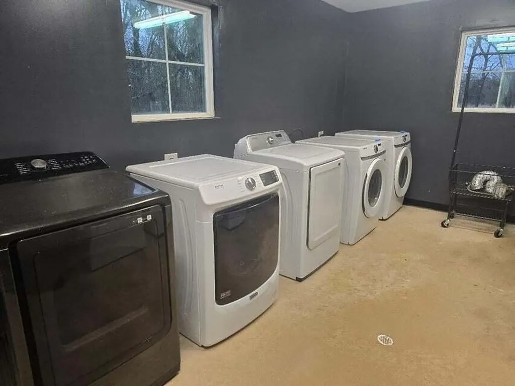 8415 River Road Decatur TN 37322