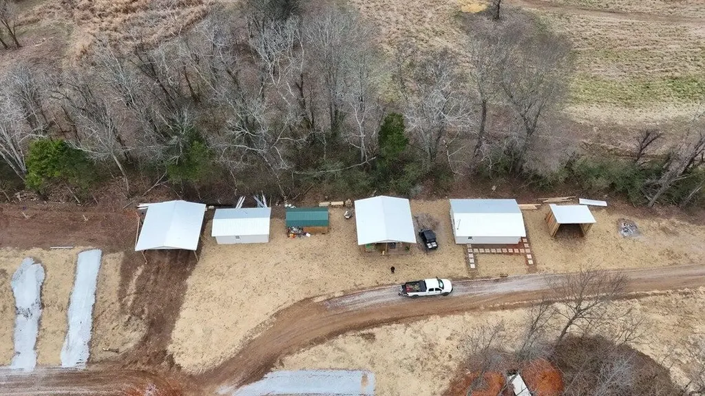 8415 River Road Decatur TN 37322