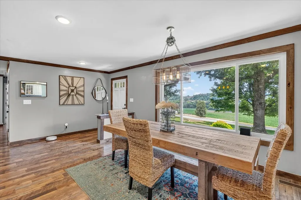 134 County Road 25 Riceville TN 37370