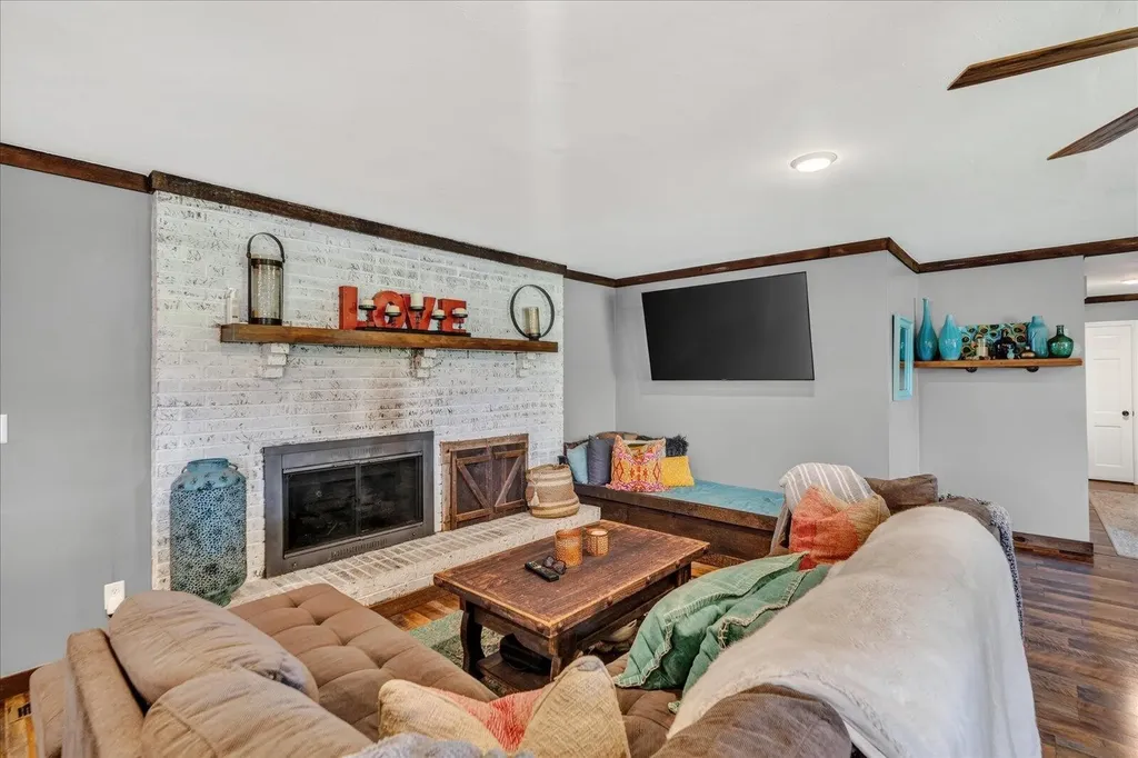 134 County Road 25 Riceville TN 37370