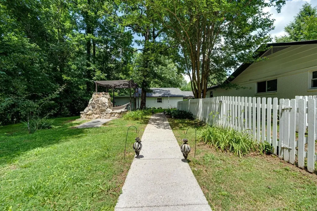 134 County Road 25 Riceville TN 37370