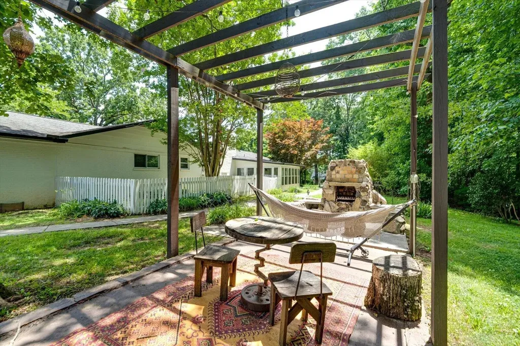 134 County Road 25 Riceville TN 37370