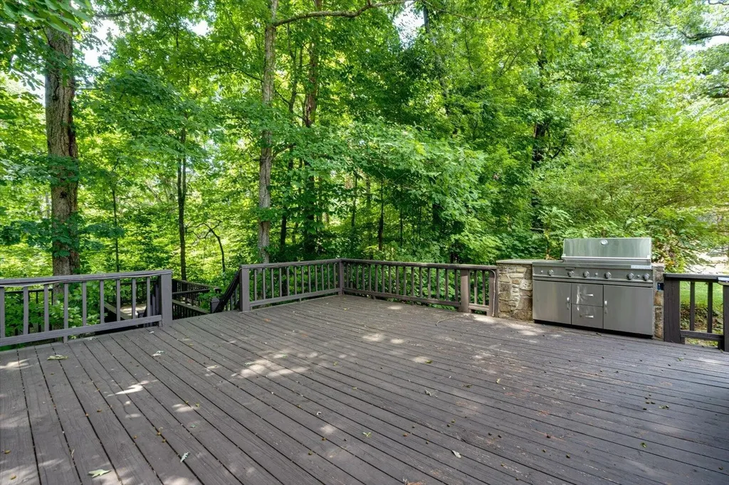 134 County Road 25 Riceville TN 37370