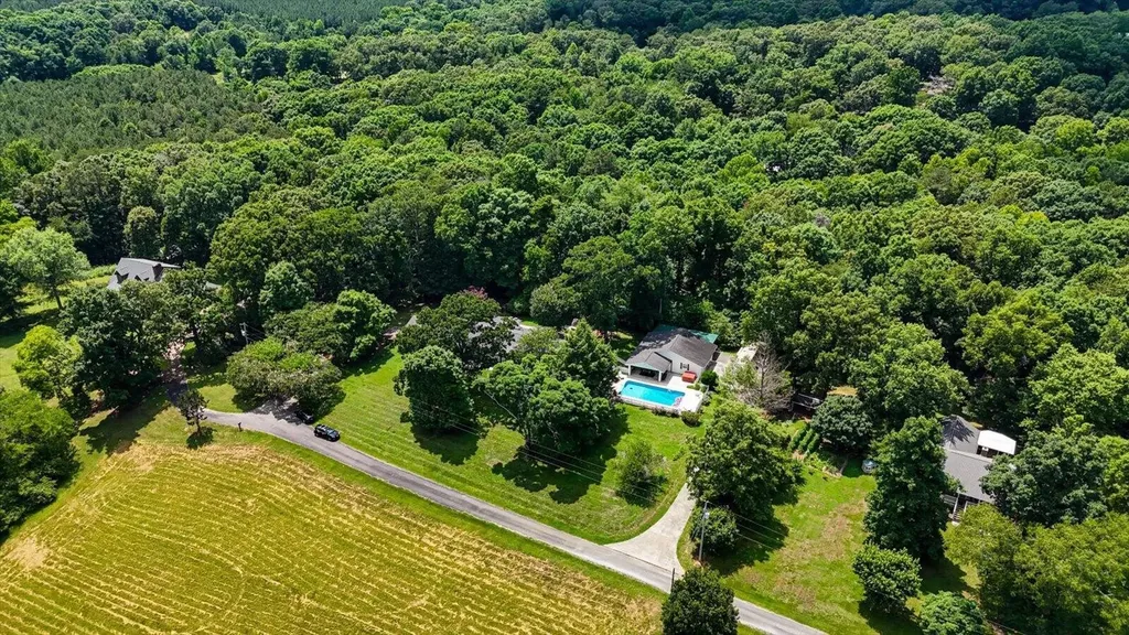 134 County Road 25 Riceville TN 37370