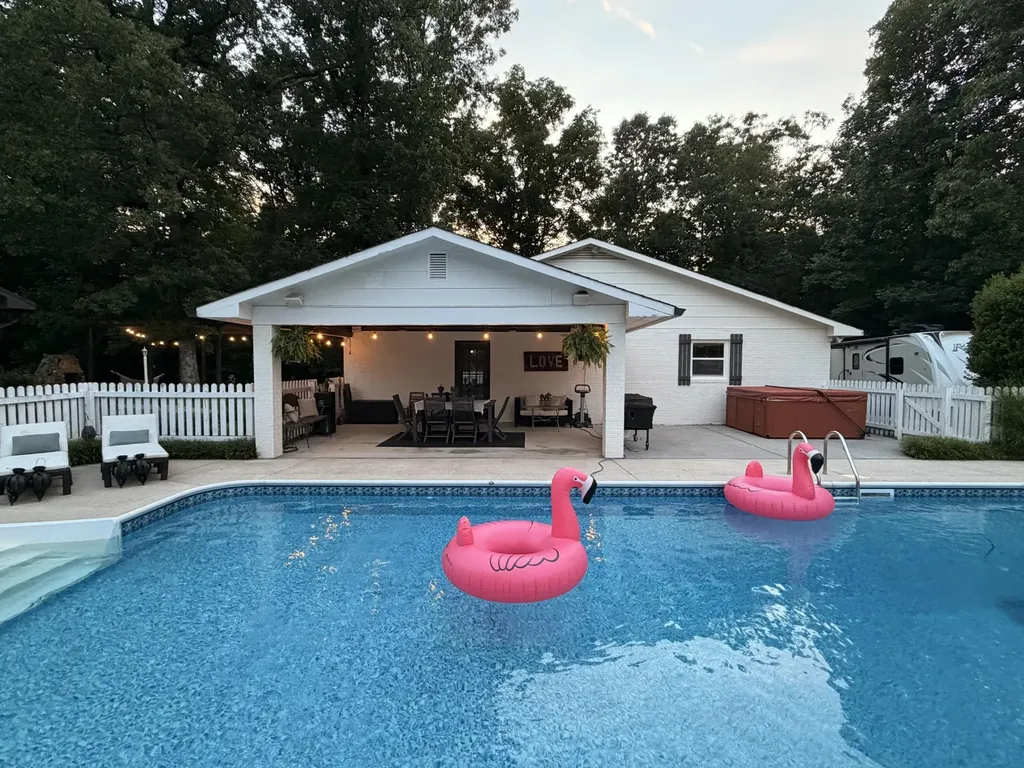 134 County Road 25 Riceville TN 37370