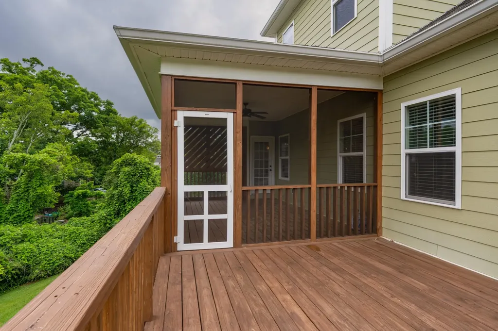 1406 Bridgeview Drive Chattanooga TN 37415