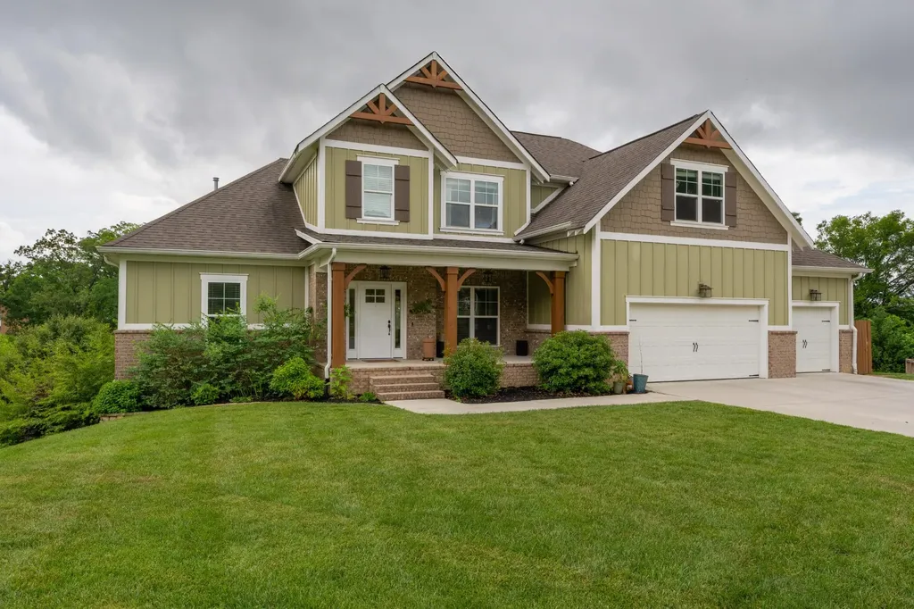 1406 Bridgeview Drive Chattanooga TN 37415
