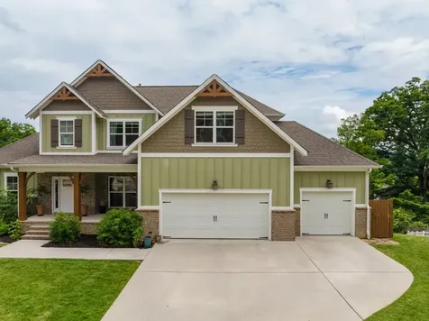 1406 Bridgeview Drive Chattanooga TN 37415
