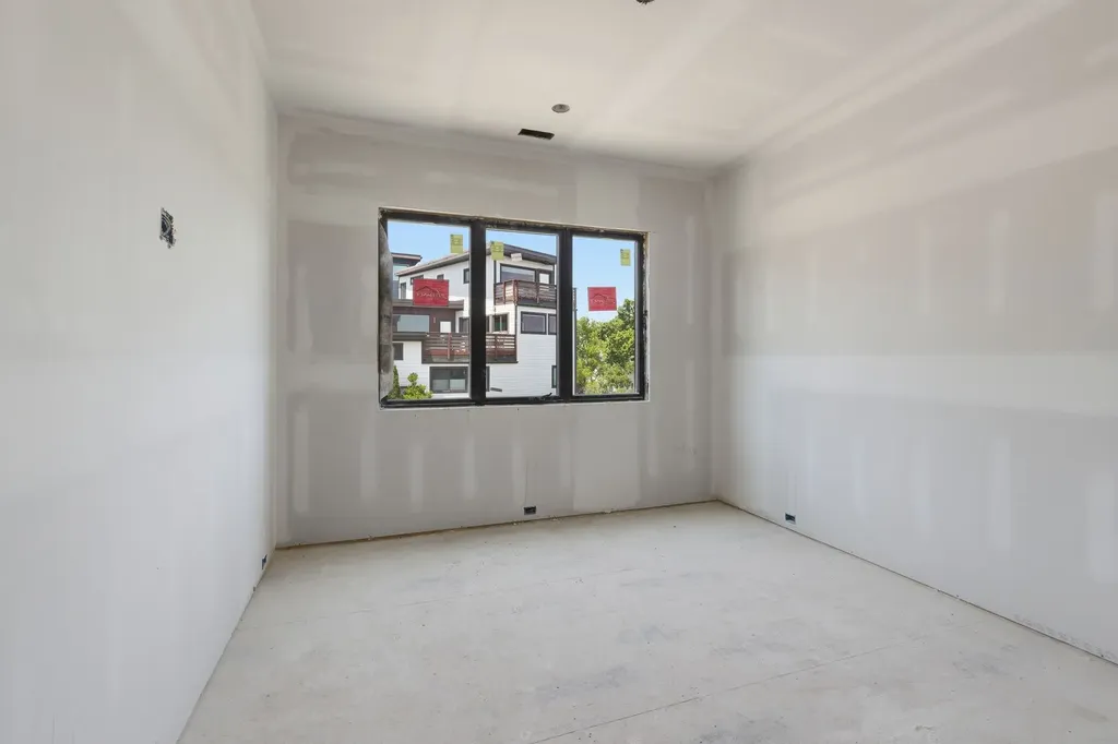 301 33rd Ave, N Nashville TN 37209