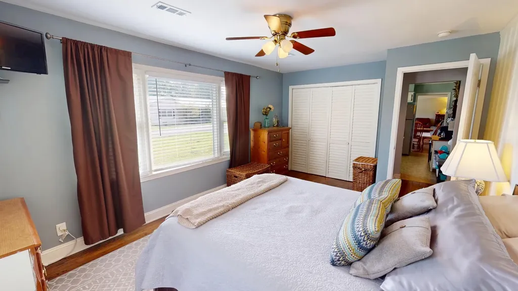 2307 Edgemon Street, SE Cleveland TN 37323