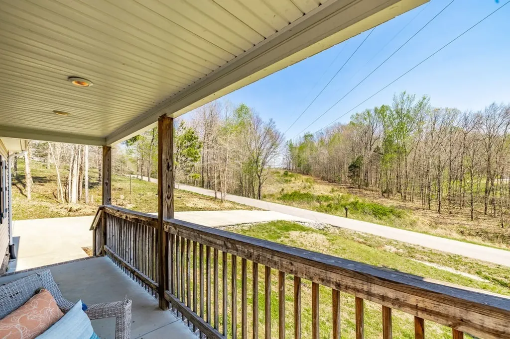 1007 Smiley Troutt Road Bethpage TN 37022