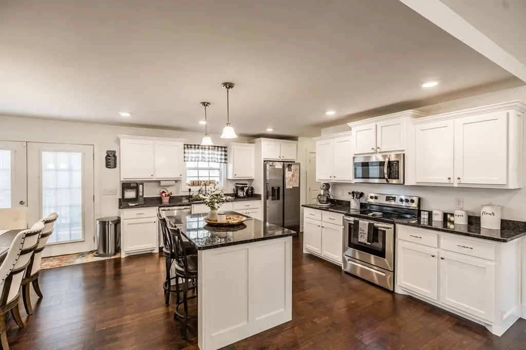 1007 Smiley Troutt Road Bethpage TN 37022
