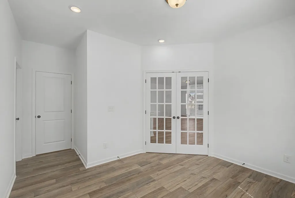 1353 English Oak Drive Clarksville TN 37043