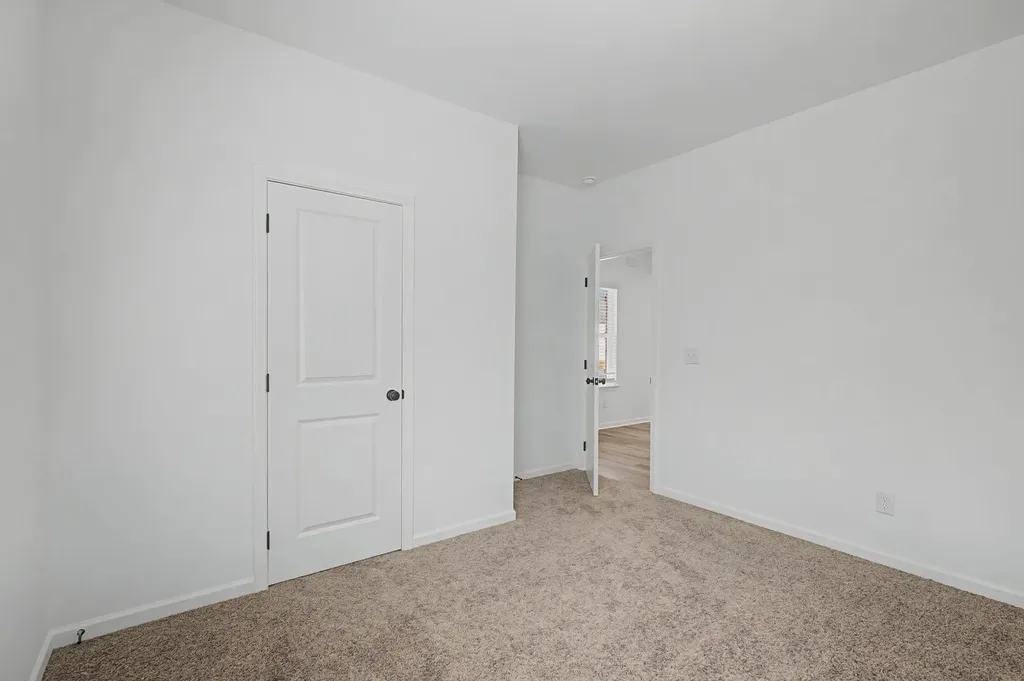 1353 English Oak Drive Clarksville TN 37043