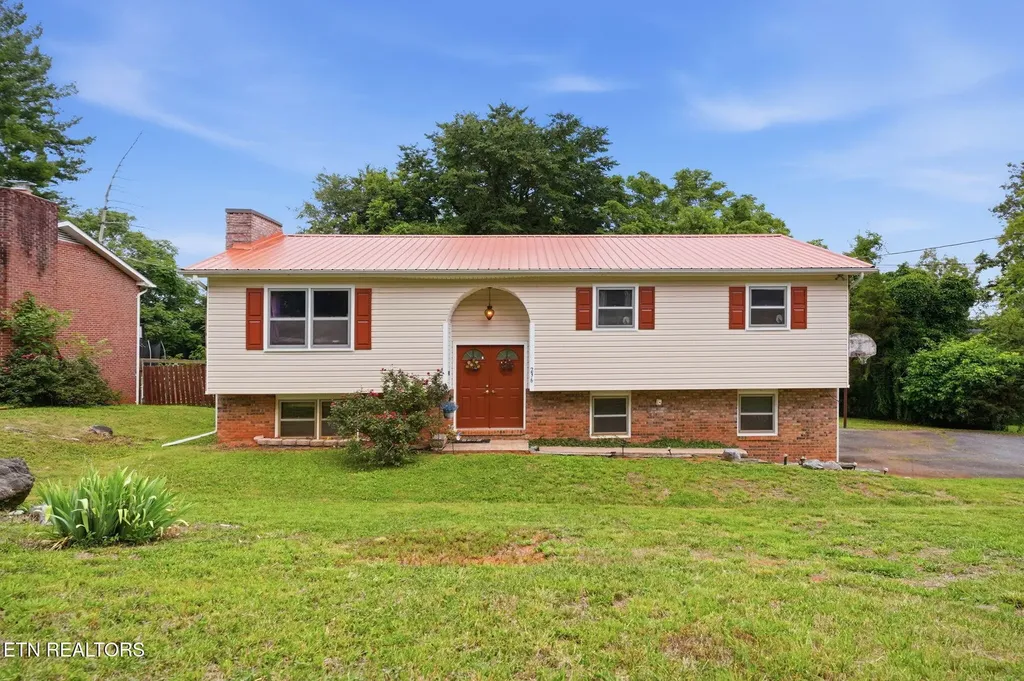 236 Royal Drive Kingsport TN 37663