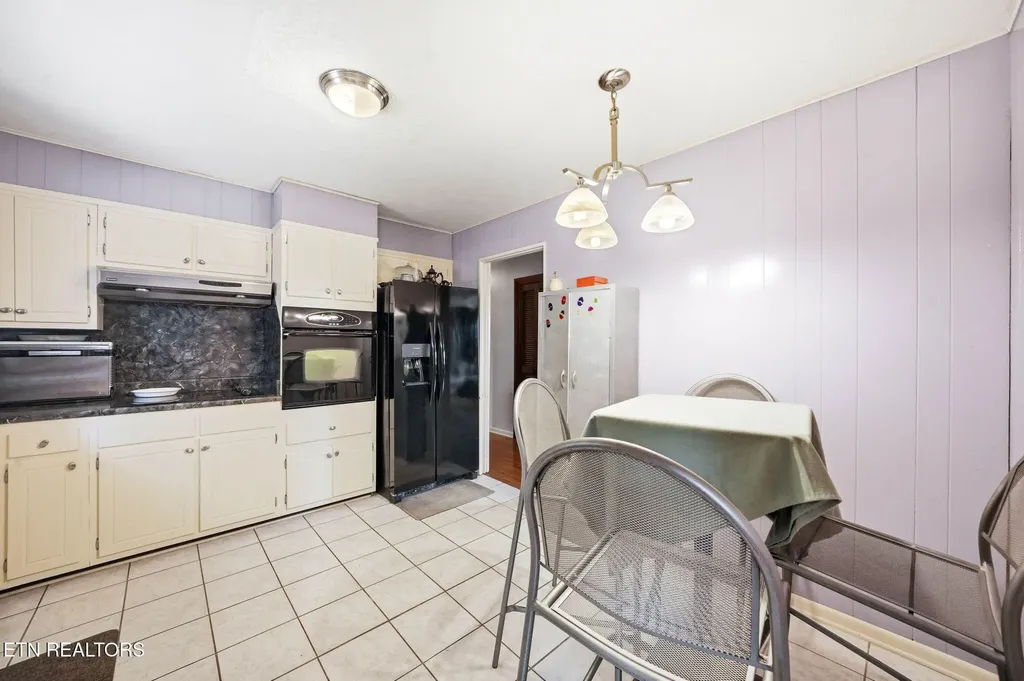 236 Royal Drive Kingsport TN 37663