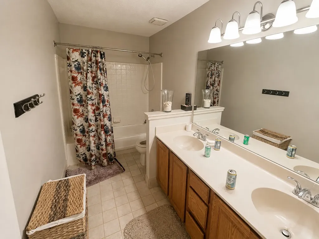 8527 Fox Heather Cove Cordova TN 38016