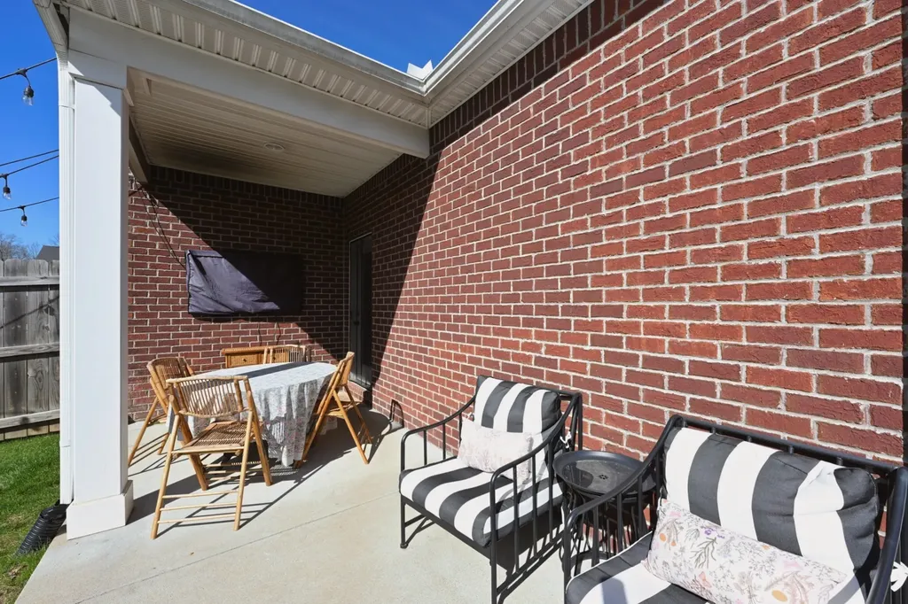 553 Oakvale Lane Mount Juliet TN 37122