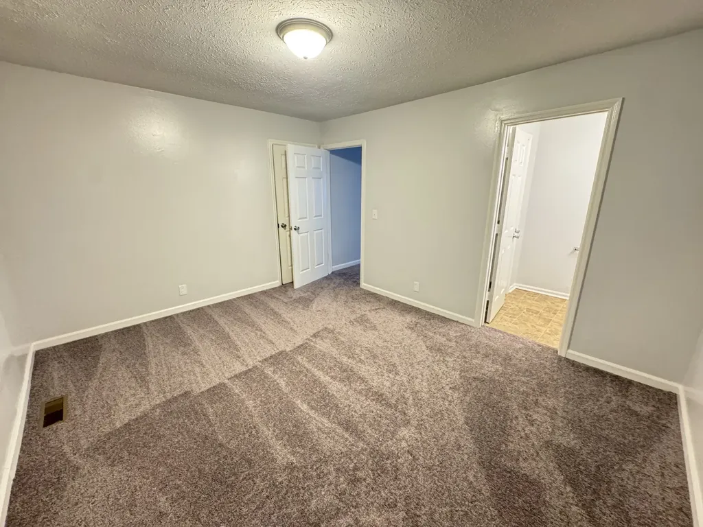 3225 Lakeford Drive Nashville TN 37214