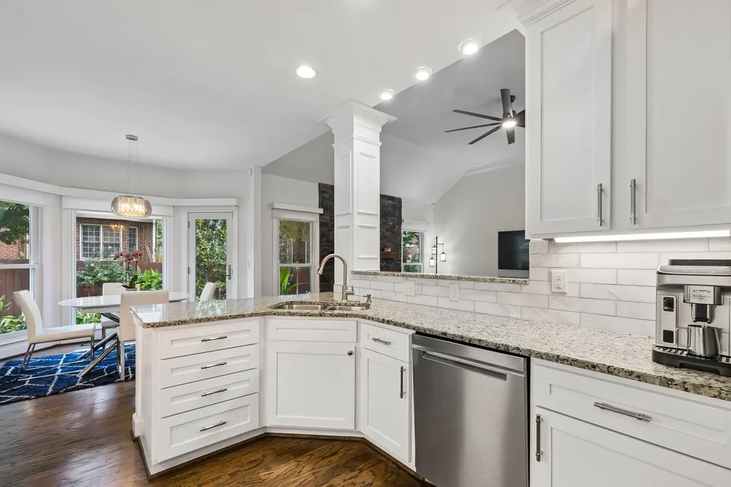 5136 Ravens Glen Nashville TN 37211