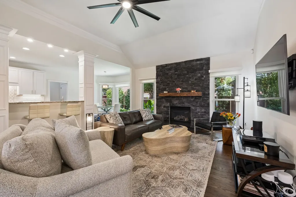 5136 Ravens Glen Nashville TN 37211