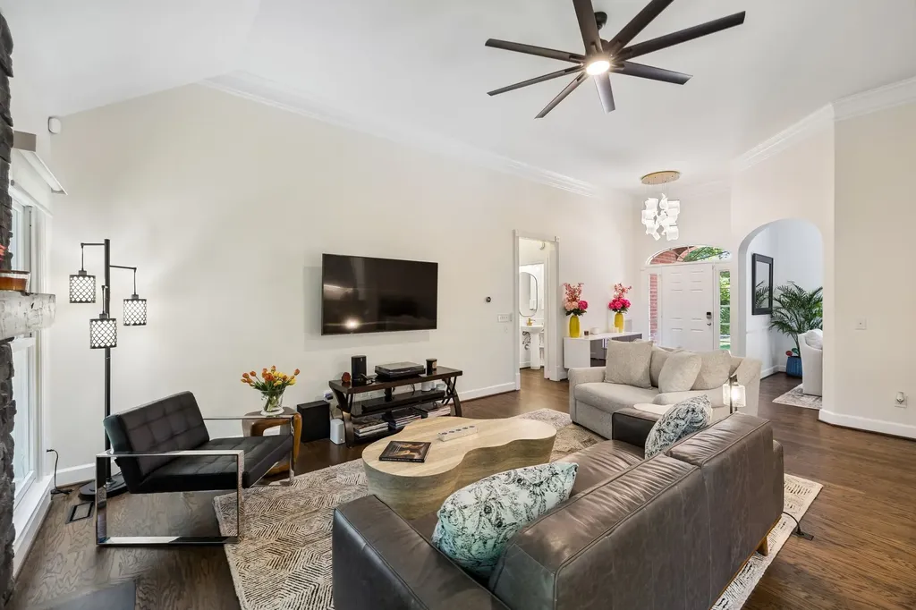 5136 Ravens Glen Nashville TN 37211