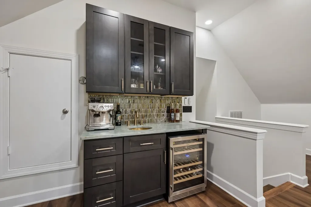 5136 Ravens Glen Nashville TN 37211