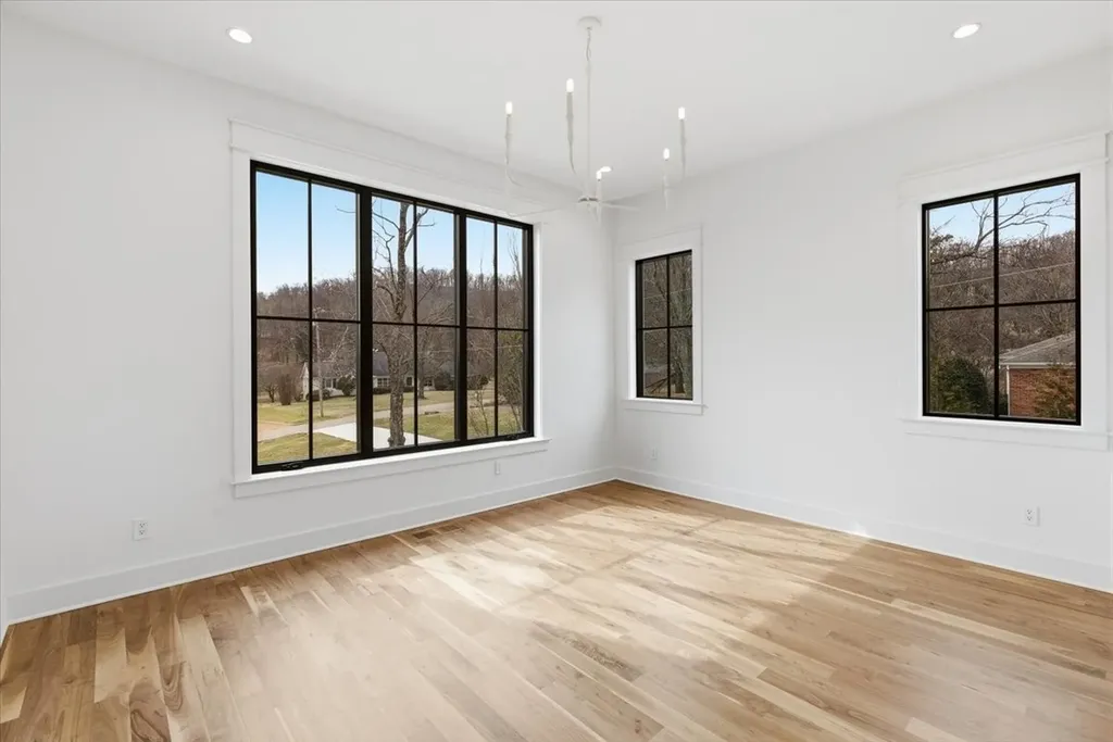 818 Brentview Drive Nashville TN 37220