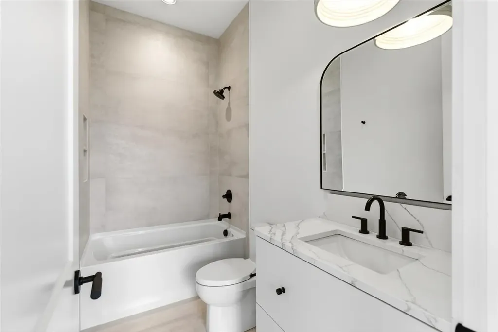 818 Brentview Drive Nashville TN 37220