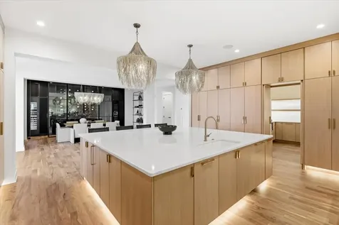 818 Brentview Drive Nashville TN 37220