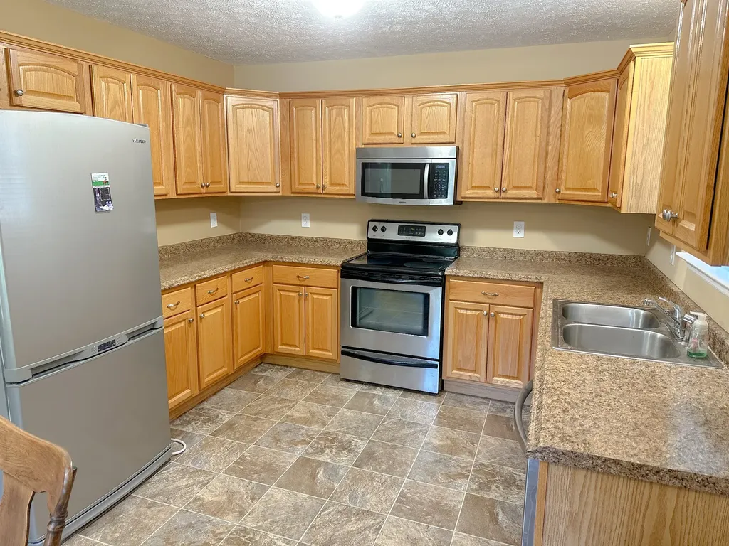 1004 Ryan Court Lebanon TN 37087